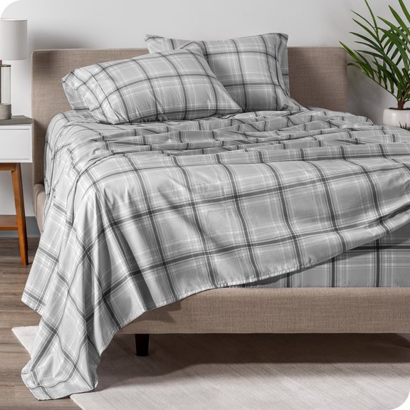 Bare Home Juego de Sábanas Ultra Suaves Colección Premium 1800, Bolsillos Profundos, 4 Piezas, Tamaño Queen, Cuadros Escoceses