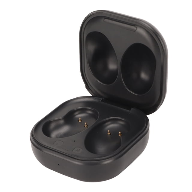 estuche de carga para galaxy buds live refacción negro compatible con Samsung Galaxy Buds Live SM-R180, vista 3/4 con tapa abierta; carcasa rectangular de ABS y PC con ranuras internas para ambos auriculares, pines de carga dorados, indicador LED frontal y interfaz de carga Tipo C según especificación; útil como estuche de repuesto para viajes.