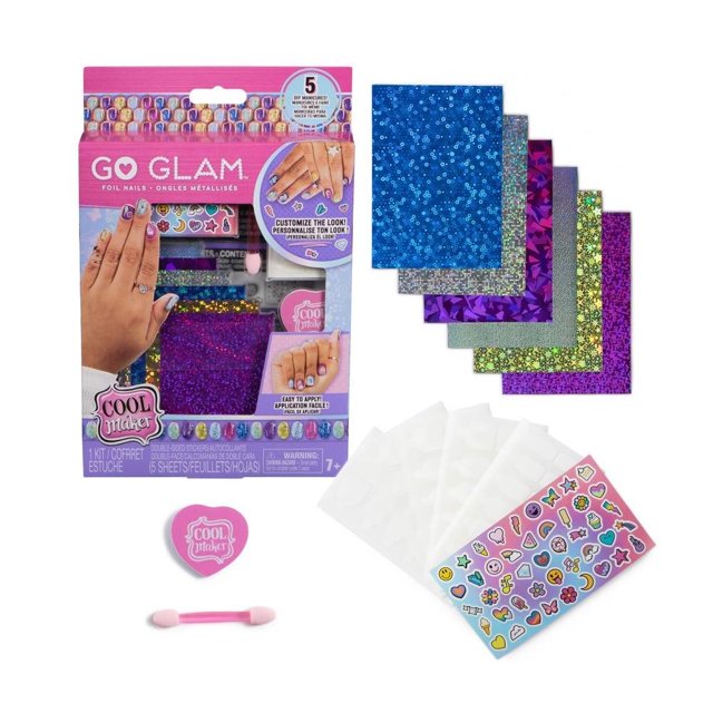 set de belleza cool maker spin master de juguete para decorar uñas, kit multicolor GO GLAM con 5 hojas de películas metalizadas, calcomanías adhesivas de doble cara, lima y aplicador rosa junto al empaque y stickers, apto para crear y mezclar 5 diseños de manicura sin esmalte.