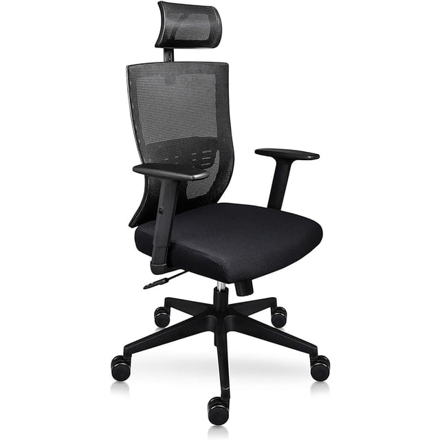 silla de oficina ejecutiva i seating trento cabecera, reclinable, con cabecera ajustable y soporte lumbar. Vista frontal 3/4 de una silla de oficina negra con cabecera ajustable y respaldo de malla, asiento tapizado negro de espuma densa certificada BIFMA, apoyabrazos fijos, base giratoria de cinco radios con ruedas y palanca para ajuste de altura y reclinación; soporte lumbar integrado y adecuada también para estaciones de trabajo en casa.