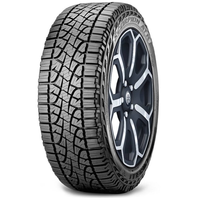 llanta 275/55 r20 111s pirelli scorpion atr 3/4 frontal de llanta todoterreno Pirelli con banda de rodamiento A/T de patrón auto-limpiante y flanco marcado SCORPION ATR; índice de carga 111, velocidad S e índice de desgaste 520. También suele usarse en vehículos off-road ligeros y viajes por tierra.