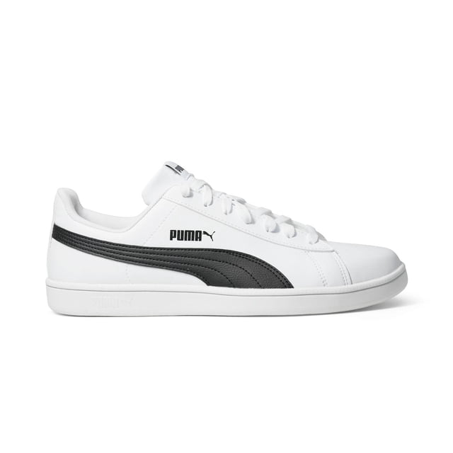 tenis puma up white black unisex blanco 24.5 puma 372605 02 Vista lateral del tenis blanco con franja negra y logo PUMA, parte superior sintética, sistema de ajuste con cordones y lengüeta acolchada, suela de goma y espuma para tracción y pisadas suaves; también adecuado para caminatas cortas.