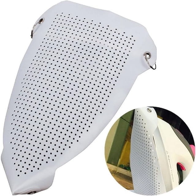 xihbxyly funda para botas de plancha resistente al calor, tamaño 15,5 x 23 cm. Vista frontal centrada de cubierta perforada multicolor con ojales metálicos y arandelas para sujetar a la suela; protege tejidos delicados y evita quemaduras en uso doméstico. A menudo usada también como protección temporal al guardar la plancha.