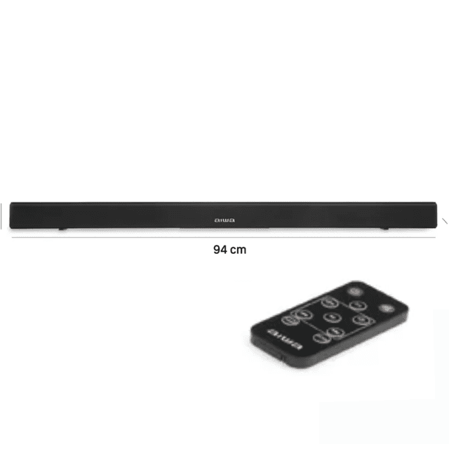 barra de sonido con bluetooth y control 94 cm aiwa con 4 altavoces 2.0 canales awsbh1 barra de sonido Aiwa negra, vista frontal centrada de 94 cm con logotipo en el centro y rejilla frontal; perfil bajo rectangular con patas discretas y control remoto negro en primer plano; entradas USB, Bluetooth y AUX, potencia 40W RMS y alcance Bluetooth aprox. 18 m; también adecuada para mejorar audio en escritorios o setups compactos.