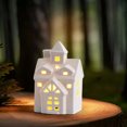 thumbnail image 4 of Casa de cerámica con luces LED, figura brillante para mesa, decoración de escena de pueblo, adorno navideño colorido y exquisito, funciona con pilas, 1 pieza., 4 of 8