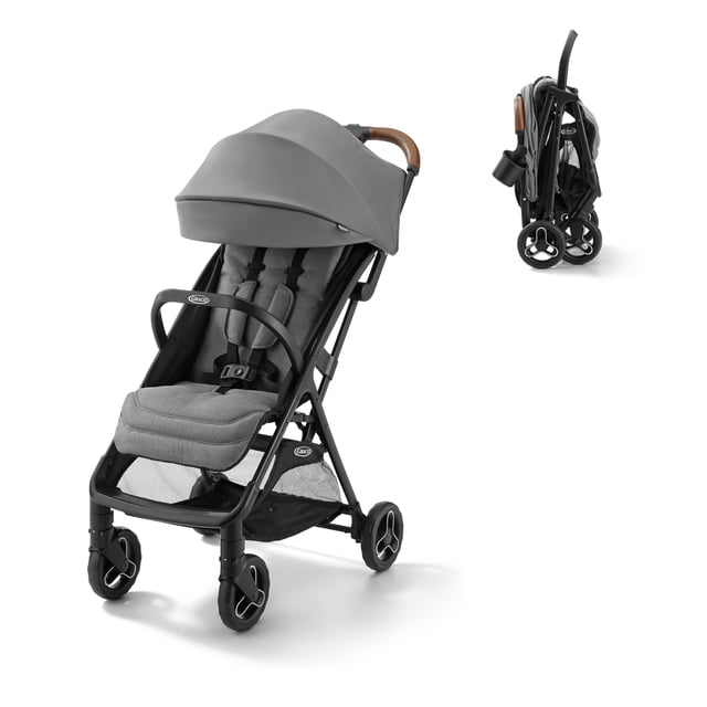graco ready2jet compact stroller – compact travel stroller with automatic fold, cochecito compacto gris en vista 3/4 con toldo grande UV50 y visera, asiento reclinable de múltiples posiciones y soporte de pantorrillas ajustable; arnés convertible 3/5 puntos con cubiertas suaves, barra abdominal extraíble que funciona como asa de transporte y asa superior de cuero sintético. Ruedas con suspensión en las cuatro ruedas, canasta de almacenamiento y portavasos para padres visibles; al fondo se muestra el plegado automático de una sola mano y el tamaño ultraligero de 13.2 lb, adecuado para viajes. A menudo también se usa como cochecito de día plegable para salidas urbanas por su tamaño compacto.