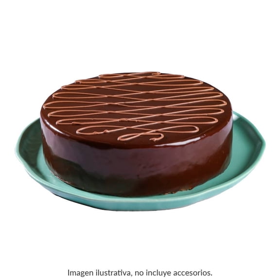 Pastel Americano Tipo Panqué con Crema y Fresa por Pieza