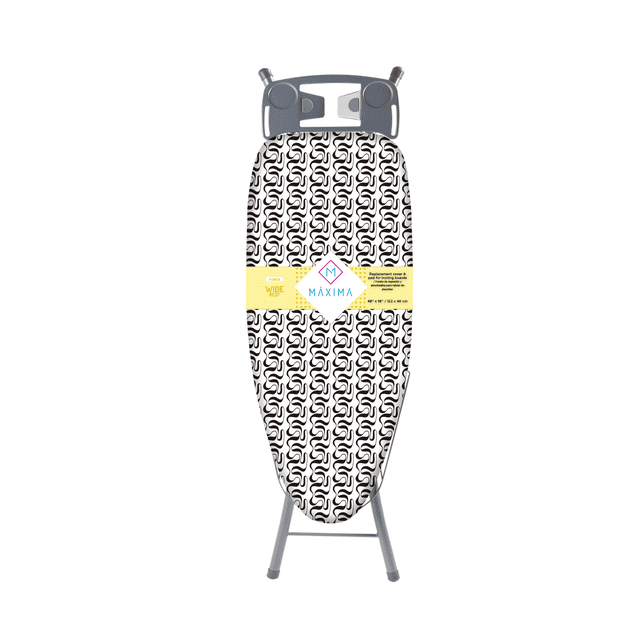 funda repuesto para burro de planchar wide best 122cm x 46cm 100% algodón + teflon máxima hogar funda para mesa de planchado 122 x 46 cm, vista frontal centrada; cubierta acolchada en tela 100% algodón con patrón geométrico negro sobre blanco, banda de empaque amarilla con logo Maxima Hogar, capa interna de fieltro de 6 mm, elástico perimetral para ajuste seguro y diseño de una sola pieza, diseñada para distribuir el calor uniformemente y uso cotidiano; también se utiliza para renovar tablas de planchado domésticas.