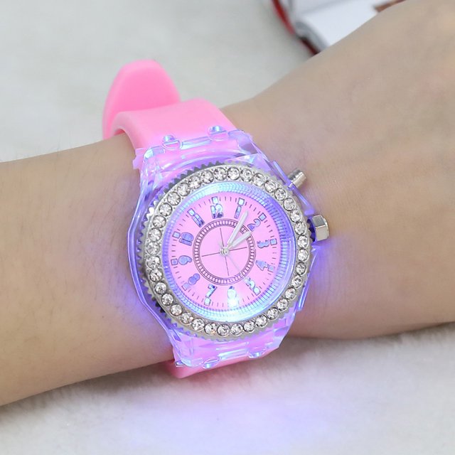Reloj Redondo De Cuarzo Con Luz Trasera LED Para Niñas Y Mujeres, Reloj De Pulsera Con Correa De Silicona, Color Rosa