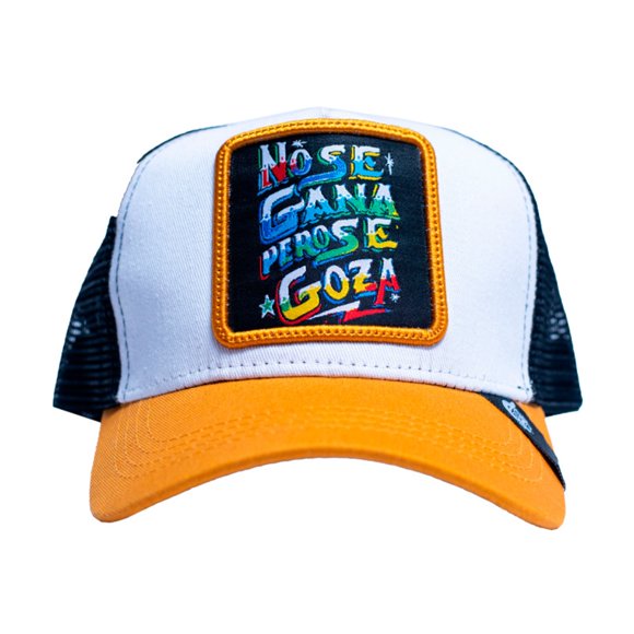 Gorra Visera curva con malla y ajustador Pook Frase No se gana pero se goza