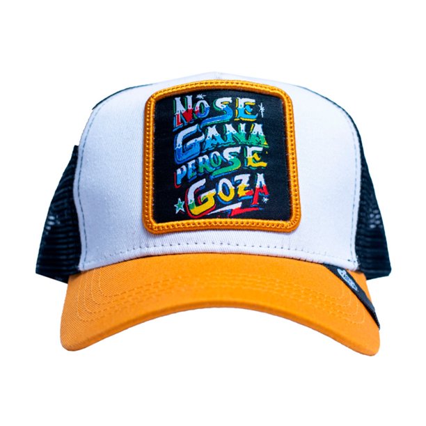Gorra Visera curva con malla y ajustador Pook Frase No se gana pero se goza