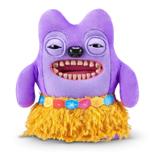 juguete de peluche fuggler vacay vibes de zuru funny ugly monster morado de 9 pulgadas, vista trasera centrada del monstruo con felpa morada suave, brazos redondeados, falda de rafia amarilla y cinturón con piezas turquesa y coral; peluche coleccionable de la gama Vacay Vibes, ideal para fanáticos de muñecos únicos.