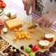 thumbnail image 5 of Juego de Cuchillos y Tabla de Queso Hecef de Bambú 17 Pulgadas 13 Piezas, 5 of 9