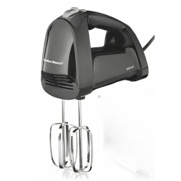 Batidora de Mano Hamilton Beach 6 Velocidades, 250W con Estuche a Presión y Accesorios de Acero Inoxidable Negra (Reacondicionado)