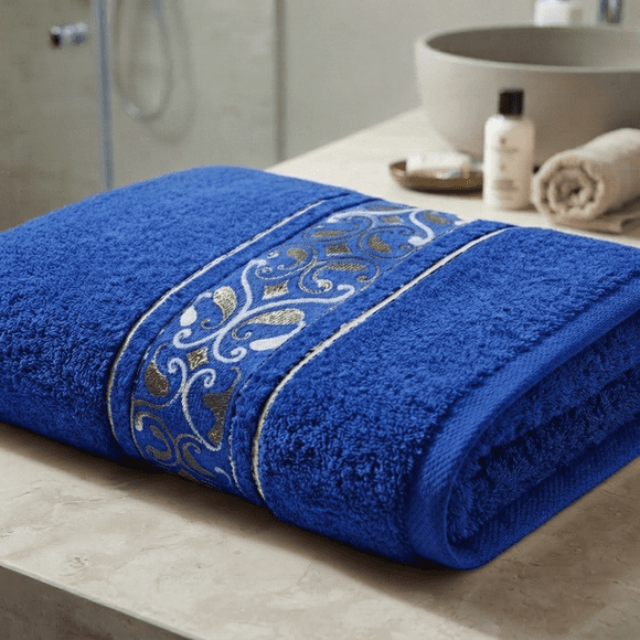 Toalla de medio baño 140x70 cm (400 gramos), Composición: 70% Algodón confeccionado con Hilo Open y 30% poliéster, Ideal para el baño, una visita a la playa o a la alberca.MOD208 AZUL