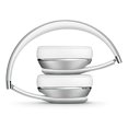 thumbnail image 3 of Beats by Dr. Dre - Auriculares supraaurales inalámbricos Beats Solo3 - Plata (renovado), 3 of 3
