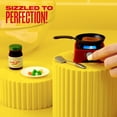 thumbnail image 2 of Set para hacer magdalenas con cápsulas Magic Cook Kitchen de Toy Mini Brands, 2 of 8