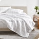 thumbnail image 1 of Juego de sábanas Bare Home Ultra Suaves Colección Premium 1800 4 Piezas Tamaño Queen Cuadros Modernos Blanco/Gris, 1 of 7