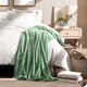 thumbnail image 3 of Manta de Felpa Polar Bare Home 300 G/M² Microfelpa Difusa Suave y Afelpada Full/Queen Color Pradera, 3 of 7