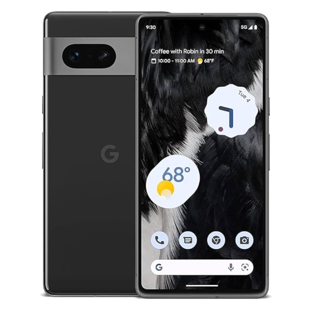 google pixel 7 5g 8 gb 128 gb negro vista 3/4 mostrando frontal y trasera; pantalla OLED 6.3" encendida con Android 13, doble cámara trasera en módulo horizontal, logotipo G en la tapa, marco metálico y botones laterales; Tensor G2, sensor principal 50MP y conectividad 5G; suele usarse como dispositivo principal para fotografía móvil y gestión de multimedia.