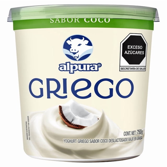 yoghurt griego alpura sabor coco deslactosado bajo en grasa 750 g, envase frontal con tapa verde y logo Alpura; texto "GRIEGO", crema de yogurt con trozo de coco visible, sello "EXCESO AZÚCARES" y leyenda de 750 g. Apto como desayuno, snack o base para recetas.