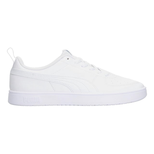 tenis hombre puma rickie casual blanco para caballero blanco 29.5 mx perfil lateral derecho, tenis blanco PUMA Rickie de silueta baja con cordones, bandas laterales tonales y suela blanca gruesa; plantilla SoftFoam+ con talón más grueso para amortiguación y soporte, ideal para uso casual diario y adecuado también para caminatas cortas.
