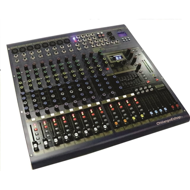 mezcladora pasiva soundtrack dragon 16 gris, vista 3/4 frontal de consola con 16 canales, faders deslizantes, perillas de ganancia y ecualizador por canal, entradas XLR y RCA en la fila superior, pequeña pantalla y controles en la esquina superior derecha; adecuada para mezcla en vivo y grabación.