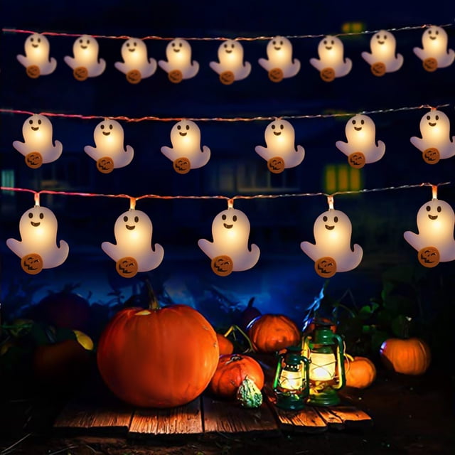 xihbxyly luces led de halloween diseño de fantasma blanco 3 m, guirnalda de fantasmas iluminados en cable de cobre en vista frontal sobre un porche nocturno con calabazas; funciona con pilas y bajo voltaje seguro, para interiores y exteriores, también suele usarse para ambientar fiestas y patios.
