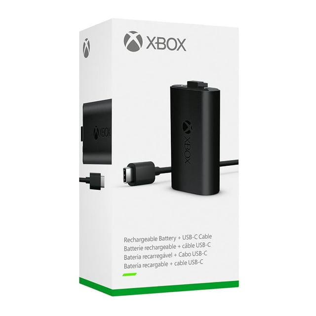 set xbox series x/s play and charge usb c paquete recargable negro de Xbox, empaque frontal que muestra la batería rectangular con logo Xbox y cable USB-C; especificaciones indican recarga durante el juego y carga completa en menos de 4 horas.