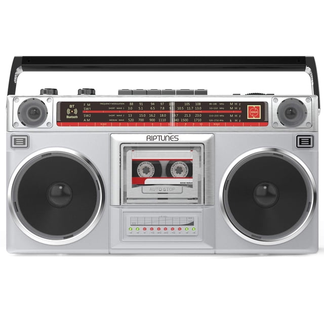 riptunes boombox radio cassette player grabador, radio am/fm -sw1/sw2, transmisión inalámbrica, ranuras usb/micro sd, entrada auxiliar, conector para auriculares, convertir casetes a usb/sd, estilo re front-facing silver Riptunes boombox with a top carry handle, two large round stereo speakers, center cassette deck showing a cassette, analog radio dial labeled AM/FM/SW1/SW2 with frequency markings, control knobs and push buttons on top and front USB and microSD slots plus a 3.5mm aux/headphone jack; suitable for converting cassette tapes to USB/SD and for Bluetooth wireless playback.