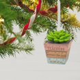 thumbnail image 2 of Adorno Navideño Hallmark 2021 Disney Dumbo Madre e Hijo, 2 of 5