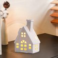 thumbnail image 1 of Casa de cerámica con luces LED, figura brillante para mesa, decoración de escena de pueblo, adorno navideño colorido y exquisito, funciona con pilas, 1 pieza., 1 of 8