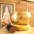 thumbnail image 2 of Cuenco tibetano meditativo del Himalaya con mazo y cojín - Sonido tibetano 20 centímetros, 2 of 7