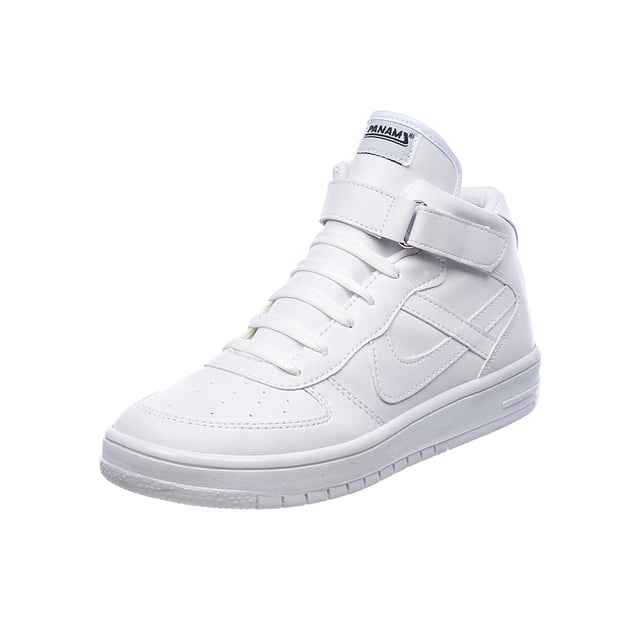 tenis panan hombre tipo bota cómodo moda básica casual escolar tipo piel blanco 126c1w panam 126c1w Vista 3/4 frontal de tenis bota blanco PANAM tipo piel con cordones y correa de velcro en el tobillo, puntera con perforaciones, suela blanca de goma y logo PANAM en la lengüeta; fondo blanco, ideal para uso escolar y casual, y suele usarse también para paseos diarios.