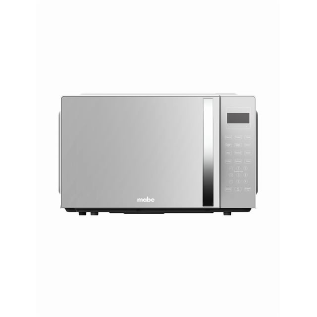 horno de microondas mabe 0.7 pies cúbicos digital 120v panel touch en español 10 niveles de potencia descongelado gris, vista frontal centrada de microondas compacto gris con puerta metálica y tirador vertical derecho; panel digital en español con pantalla y botones touch a la derecha, plato giratorio interno visible por el borde; apto para encimera en cocinas pequeñas, departamentos u oficinas y también suele emplearse para recalentar comidas listas.