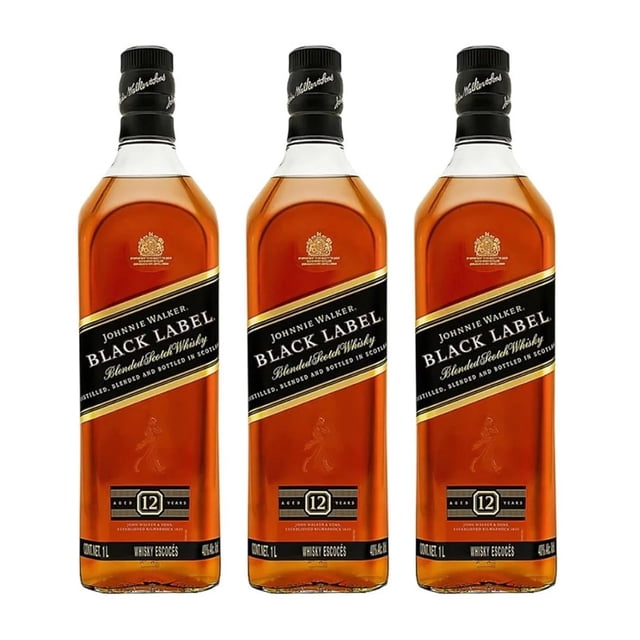 paquete de 3 whisky johnnie walker blend black label 750 ml tres botellas frontales de vidrio con líquido ámbar, etiqueta diagonal negra que indica Black Label y sello dorado, tapa negra; fondo blanco. Venta exclusiva a mayores de edad. Evita el exceso.