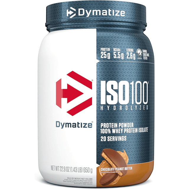dymatize iso 100 1.4 lbs 20 ser chocolate peanut butter Tarro frontal de proteína ISO100 Hydrolyzed de Dymatize con etiqueta blanca y azul, logotipo rojo, texto que indica 25 g de proteína y 20 porciones; imagen de chocolate y crema de cacahuate en la base.