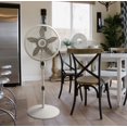 thumbnail image 3 of Ventilador de Pedestal Lasko Cyclone (46 cm) y Ventilador de Torre Oscilante Lasko (107 cm), 3 of 7