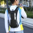 thumbnail image 1 of Mochila de Hidratación para Senderismo, Running y Ciclismo: Depósito de Agua de 2 Litros, Correas Ajustables, Detalles Reflectantes, Bolsillo de Malla y Diseño Ligero de Poliéster para Deportes Al Ai, 1 of 7