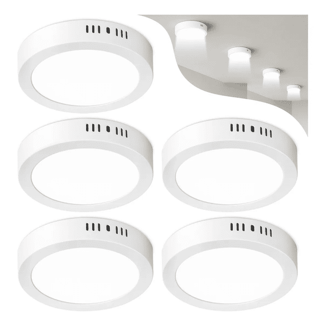 5pzs lampara de techo sobreponer led 18w xtellar blanco Pack de cinco lámparas LED circulares blancas, 21.5x21.5x2.8 cm cada una; perfil ultra delgado con difusor opal y carcasa en PC, ranuras de ventilación en el lateral; luz blanco suave sin parpadeos para sala, cocina, baño u oficina; instalación express con tornillos incluida; también adecuada para comercios pequeños.