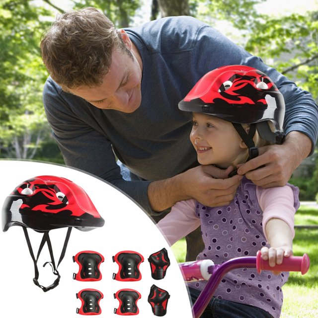 juego de cascos y protecciones para niños | equipo de protección de 7 piezas para ciclismo, skate, patinaje en línea | casco ABS ajustable rojo y negro con correa de barbilla y sistema de ajuste con esfera, rodilleras, coderas y muñequeras con acolchado transpirable y ventilación; en recuadro, un adulto ajusta el casco a una niña en bicicleta en un parque; también adecuado para scooters.
