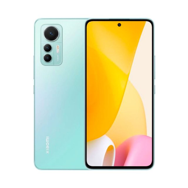 xiaomi 12 lite 128gb 8gb verde xiaomi xiaomi 12 lite teléfono delgado con pantalla AMOLED de 6.55" Full HD+ y 120 Hz. Vista frontal con cámara perforada central; vista trasera en 3/4 con módulo triple 108+8+2 MP, lector de huellas en pantalla y dos altavoces estéreo. También es adecuado para fotografía móvil y multimedia.