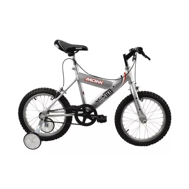 bicicleta infantil monk starbike r16 plata rodada 16, cuadro plateado con logo Monk, frenos V-brake delantero y trasero, ruedas de entrenamiento instaladas para aprendizaje y estabilidad, asiento y puños negros, llantas con neumáticos de taco y cadena parcialmente cubierta.