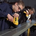 thumbnail image 4 of Taladro DEWALT DWD115K, 8.0 A, 3/8 pulgadas, con cable, velocidad variable, 4 of 4