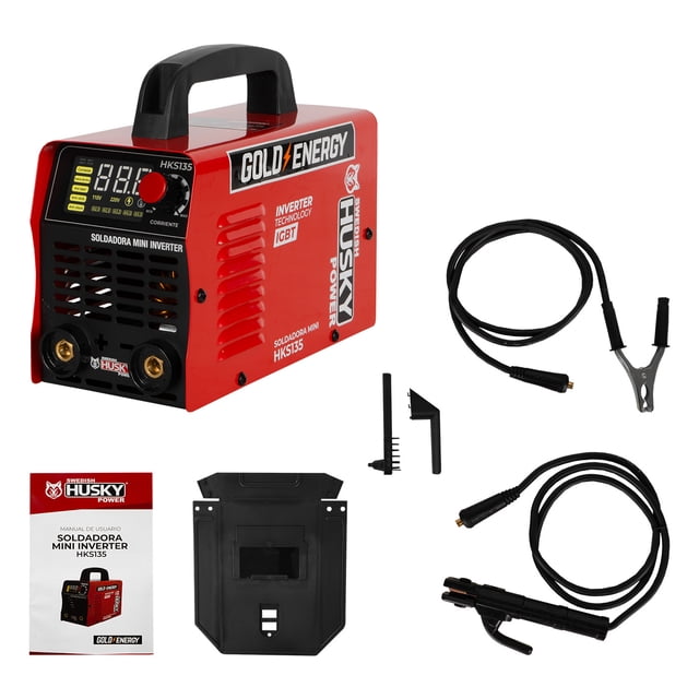 mini soldadora inverter 110v/100a 220v/130a swedish husky power hks-135 NUEVA soldadora inverter semiprofesional roja, vista 3/4 frontal con mango; panel con amperímetro digital y perilla, rejilla de ventilación y conectores frontales; incluye careta, cepillo de alambre, cable porta electrodos con pinza, cable de masa, manual de usuario y soportes de montaje.