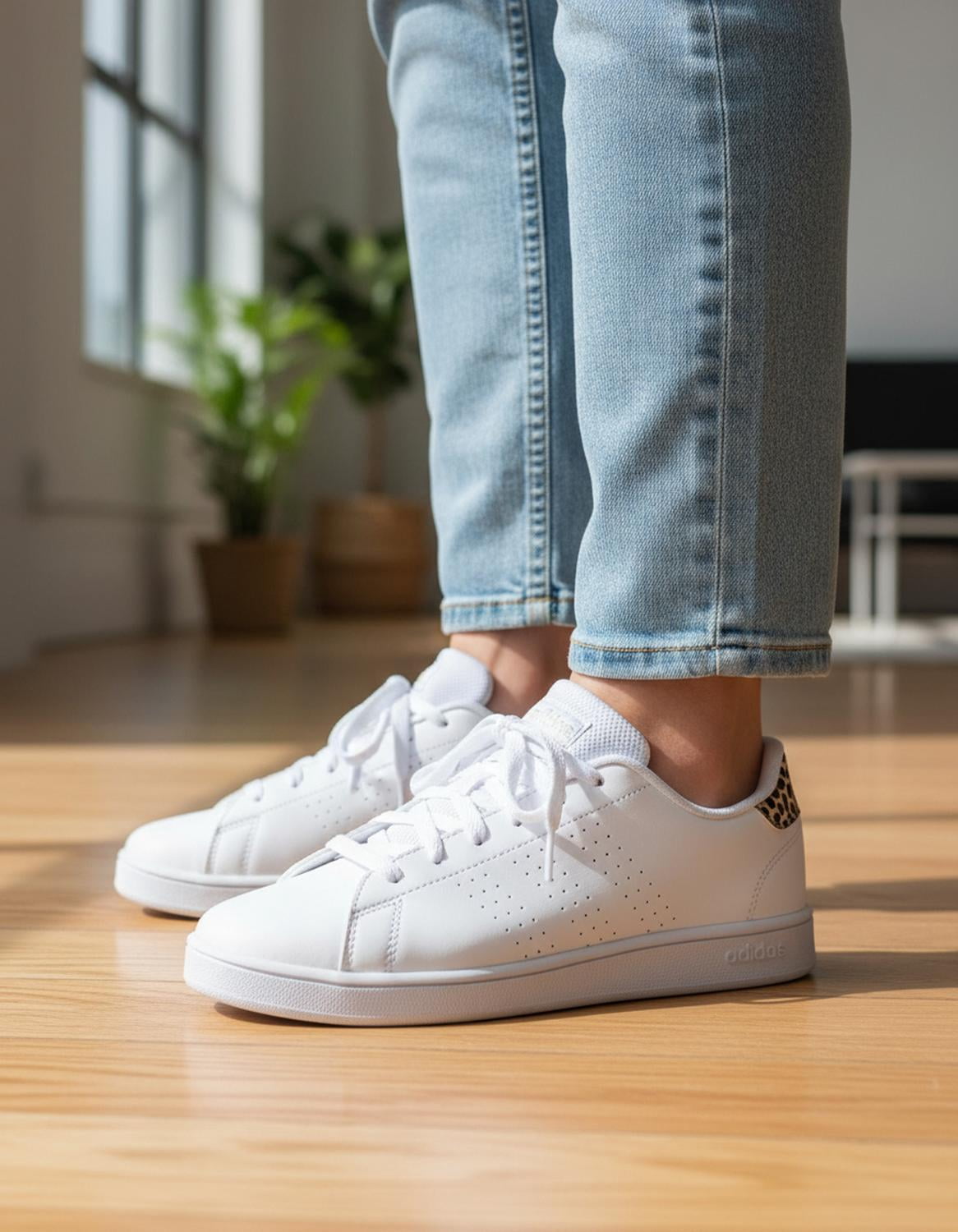 Tenis Adidas  FY8875