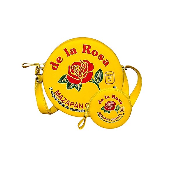 SET de 2 Piezas: BOLSA y MONEDERO en forma de MAZAPAN, Diseño de Dulce Tipico Mexicano, Forma Redonda, Bandolera, Vini Piel, Moda Kawaii, Estilo Novedoso y Encantador, Color Amarillo.