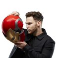 thumbnail image 4 of Casco de la serie Marvel Legends Iron Man Avengers: Endgame, 4 of 9