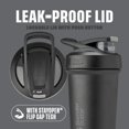 thumbnail image 2 of BlenderBottle Strada Sleek Shaker Cup para botellas de agua, 750 ml, color negro, 2 of 5