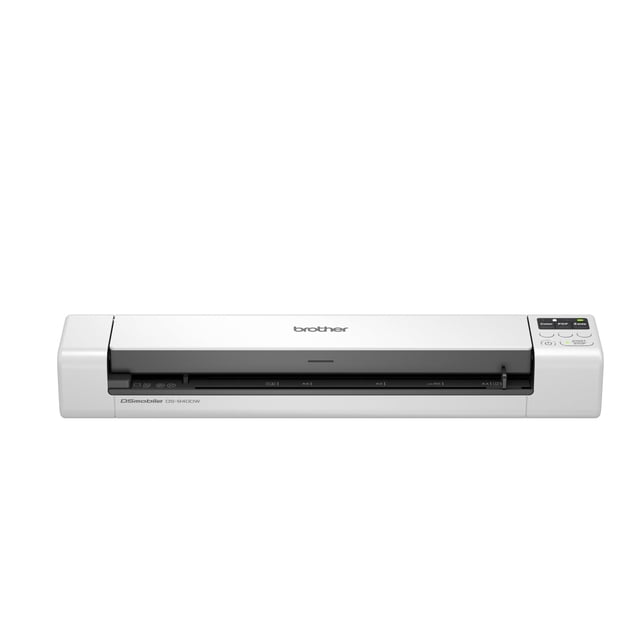 escáner de documentos portátil compacto inalámbrico y dúplex brother ds-940dw blanco. Vista frontal centrada del escáner rectangular y alargado con bandeja de entrada estrecha, logotipo Brother en la tapa, panel de control con botones y luces en el extremo derecho y ranura de salida frontal; admite escaneo dúplex a 16 ppm, conectividad Wi‑Fi y tarjeta microSD; a menudo usado como unidad de escaneo portátil para oficinas móviles y viajes.
